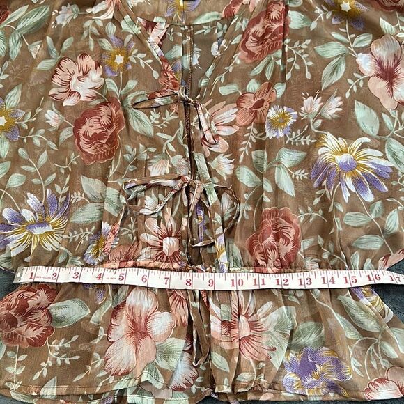 American Rag Floral Boho Style Front Tie Top Size Medium - Picture 10 of 11